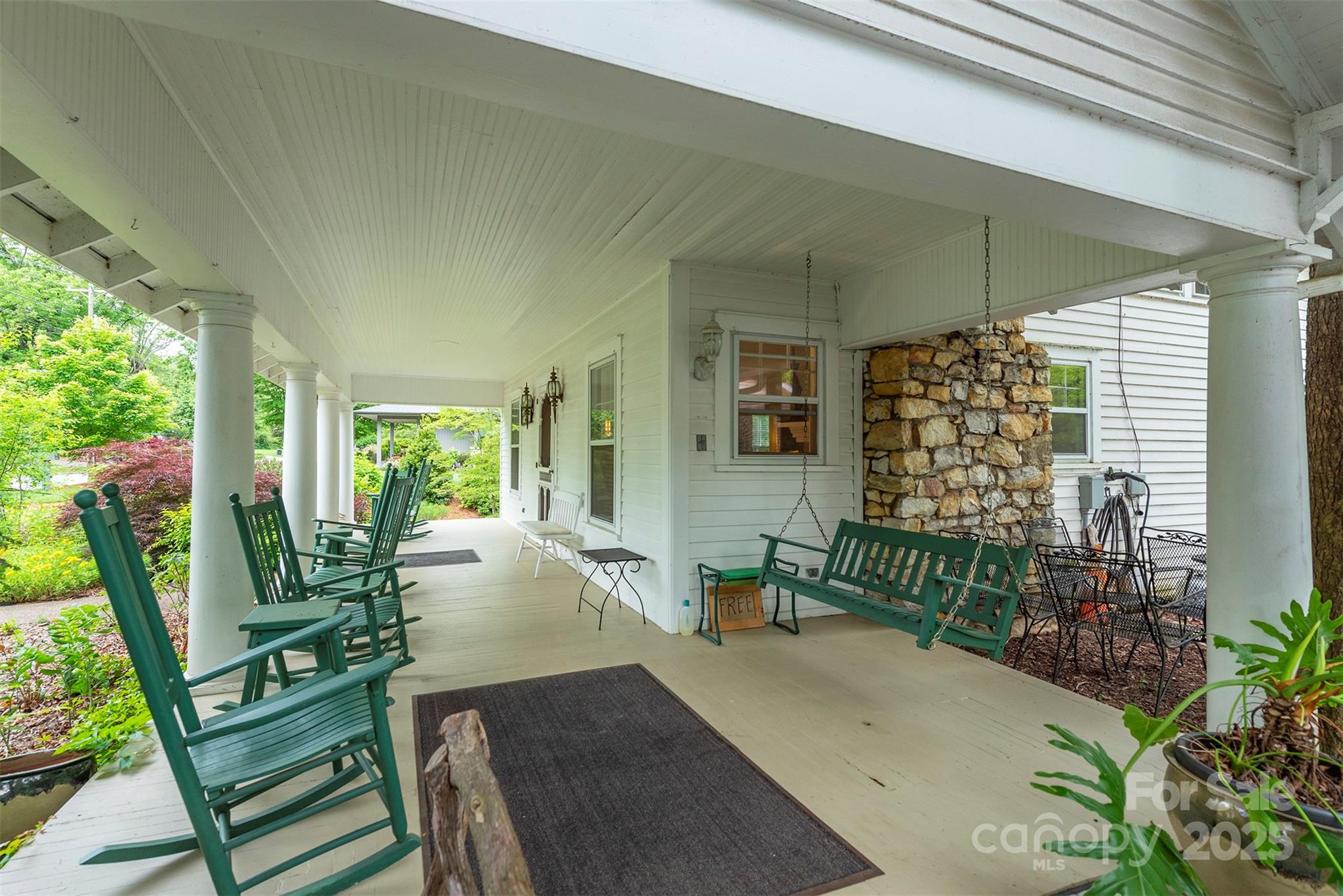 108 Connally Street