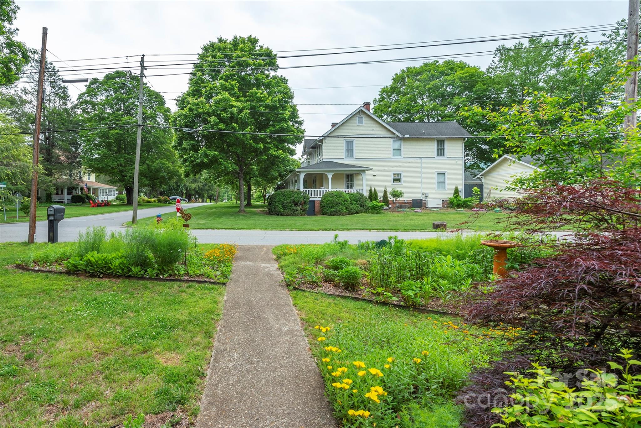 108 Connally Street