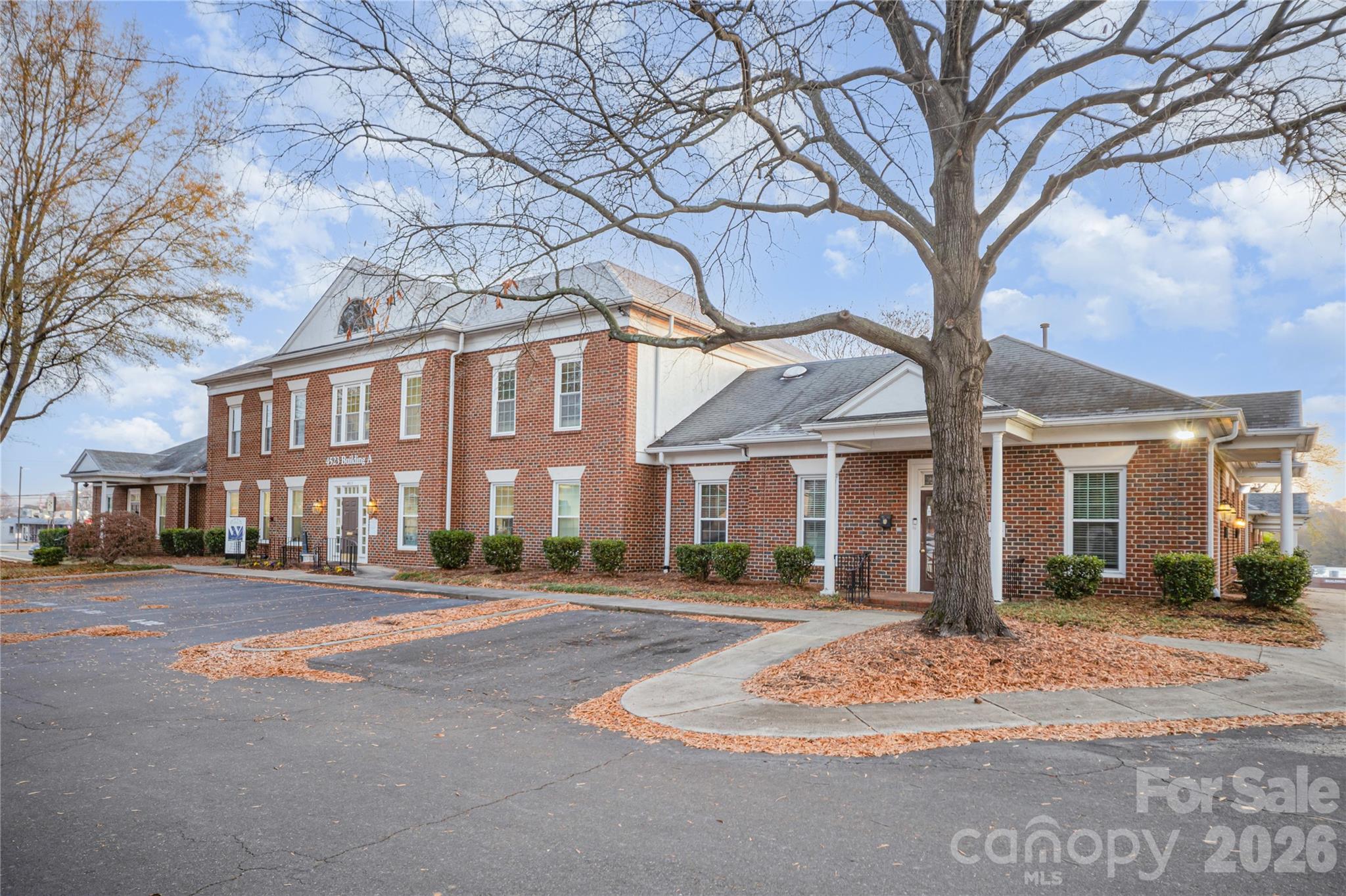 4523 Park Road A101, A101B