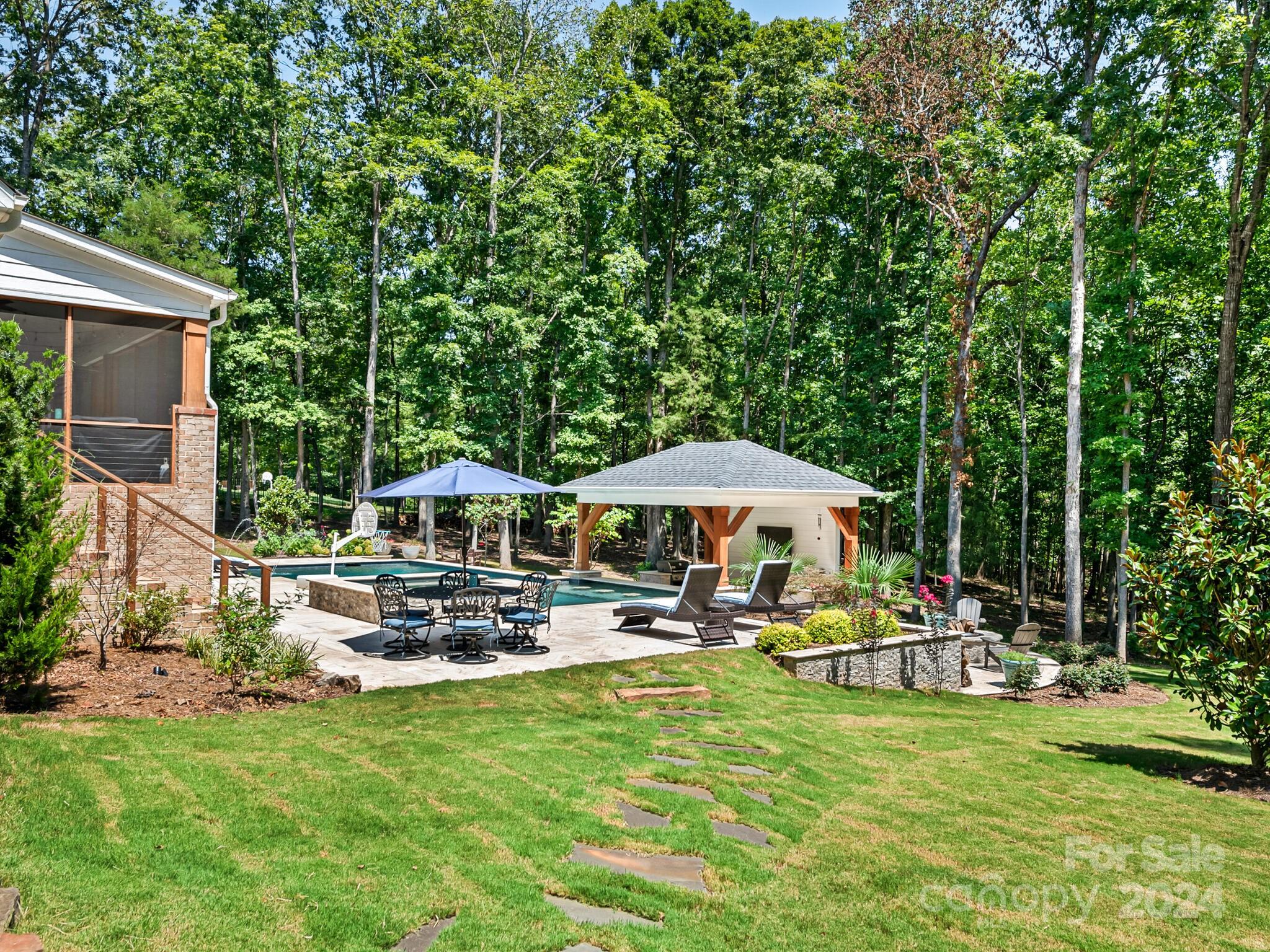 Providence Road Estates - Residential