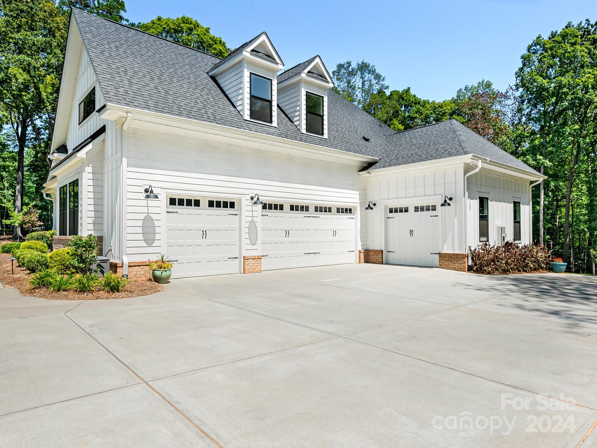 Providence Road Estates - Residential