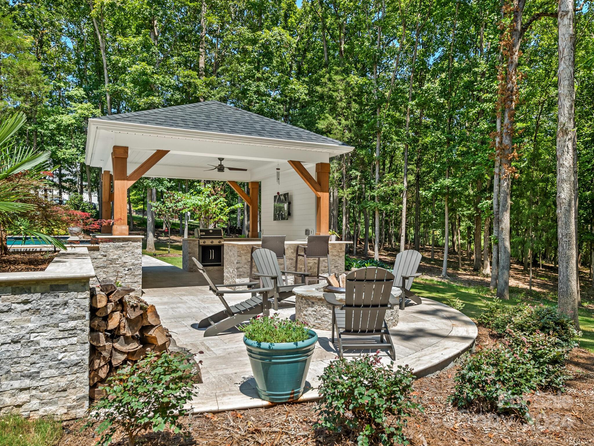 Providence Road Estates - Residential