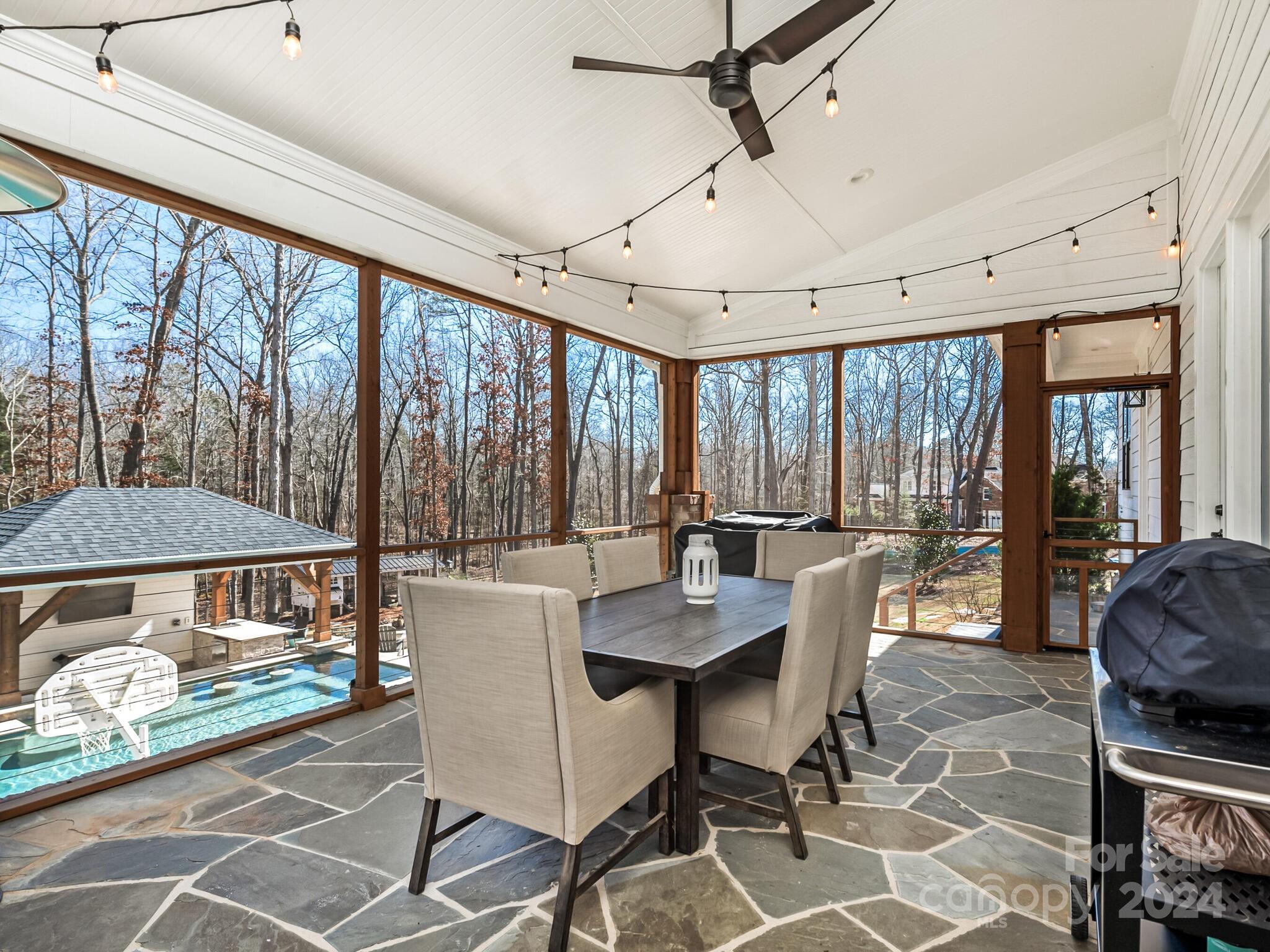 Providence Road Estates - Residential