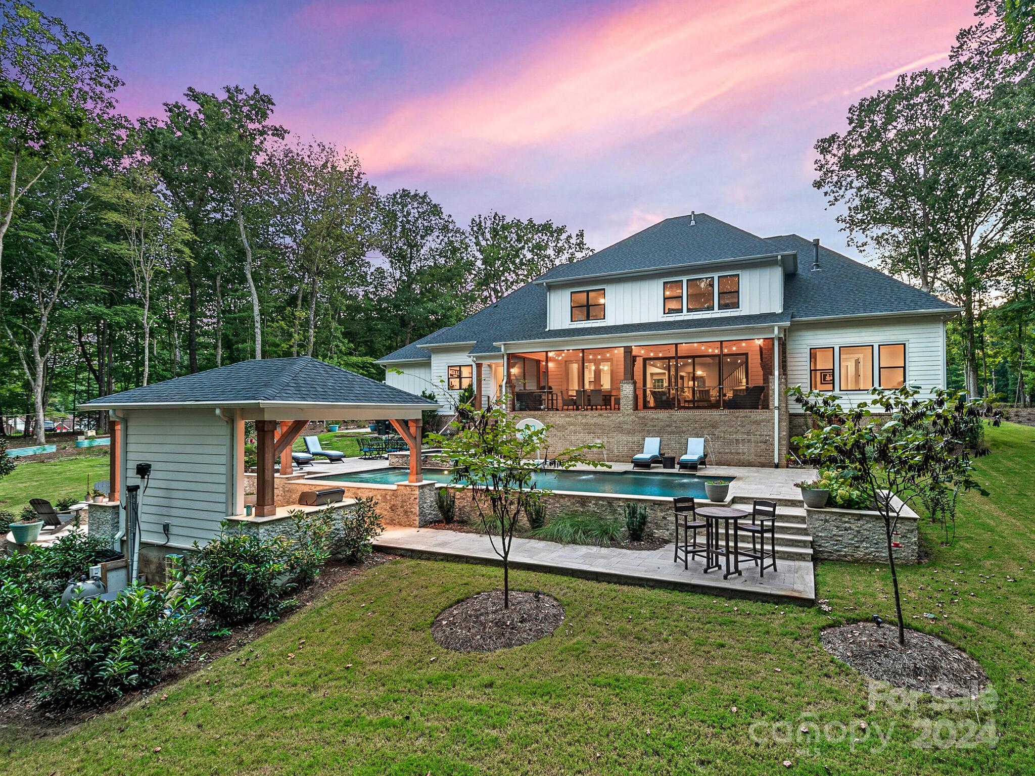 Providence Road Estates - Residential