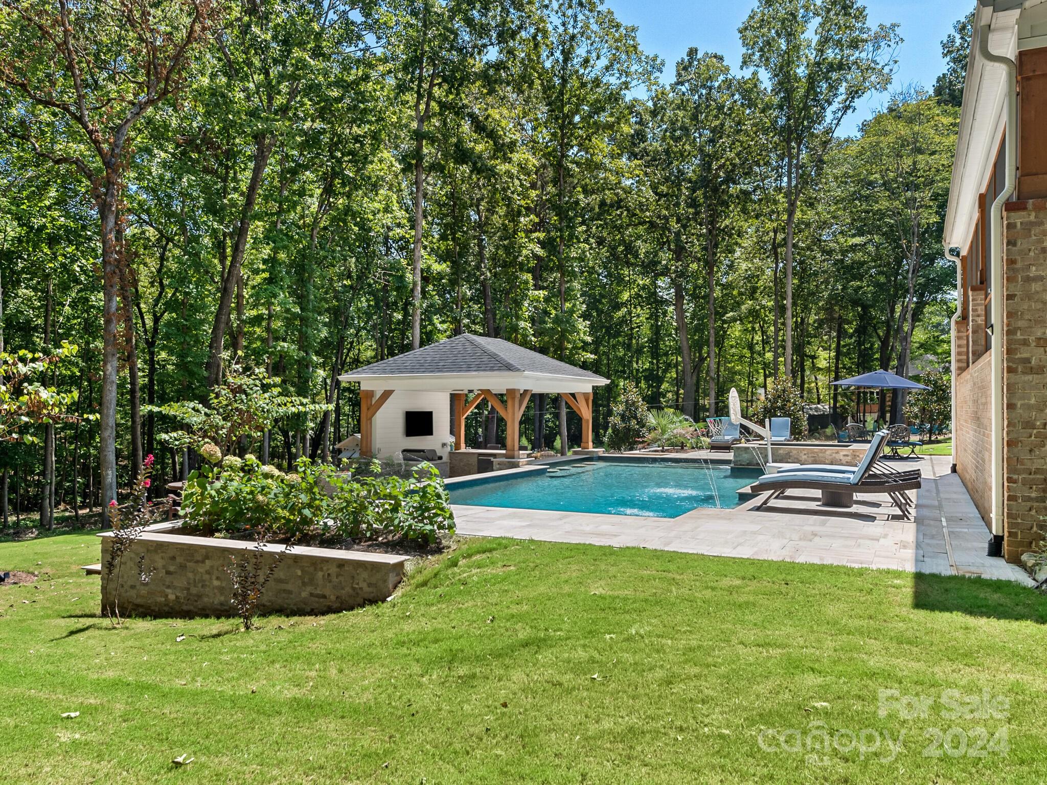 Providence Road Estates - Residential