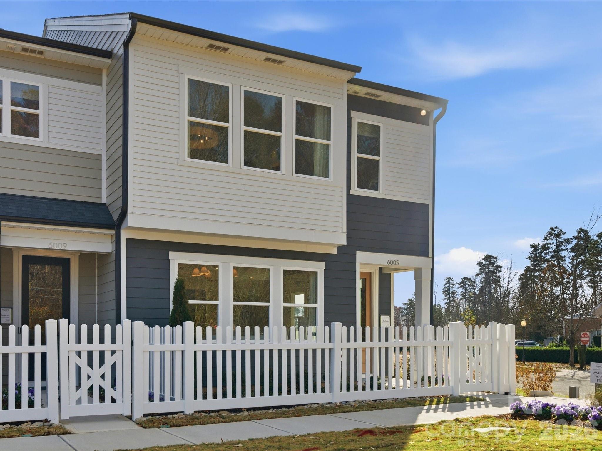 Ellis Townes - Residential