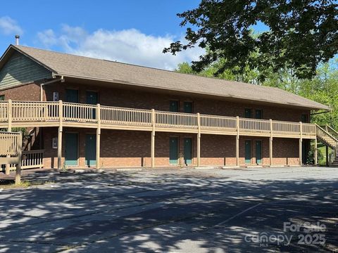 110 Climbing Rose Lane Etowah NC 28729