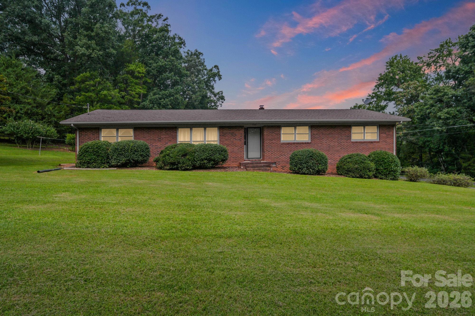 1008 Longview Drive