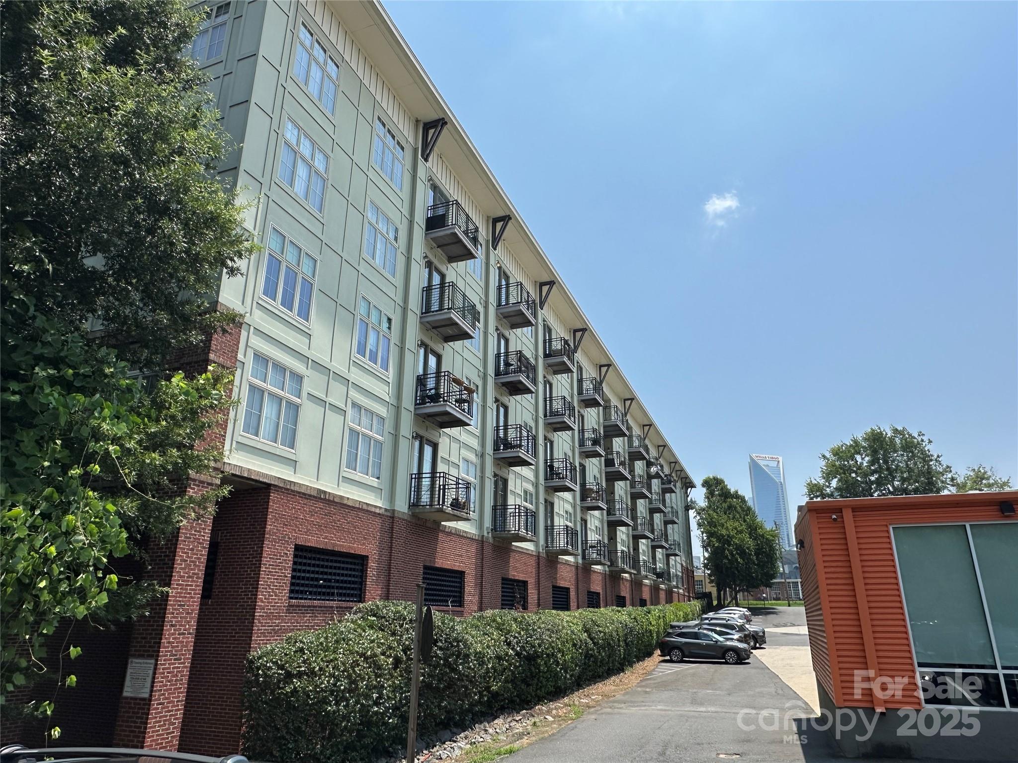 First Row Condominium - Residential