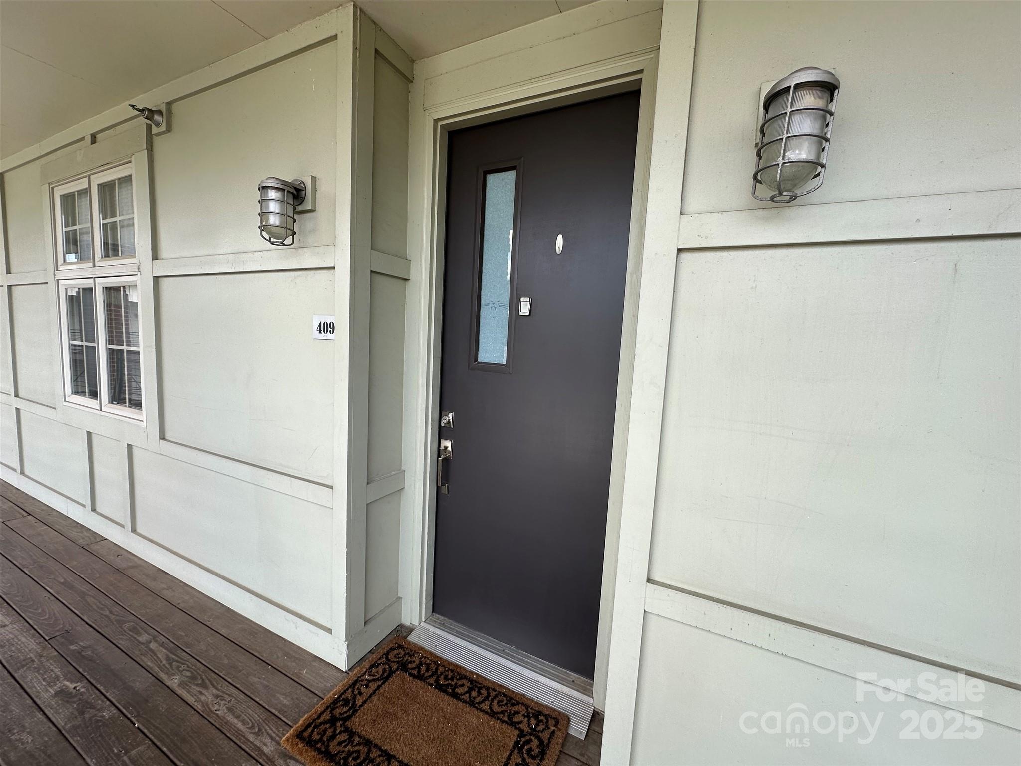 First Row Condominium - Residential