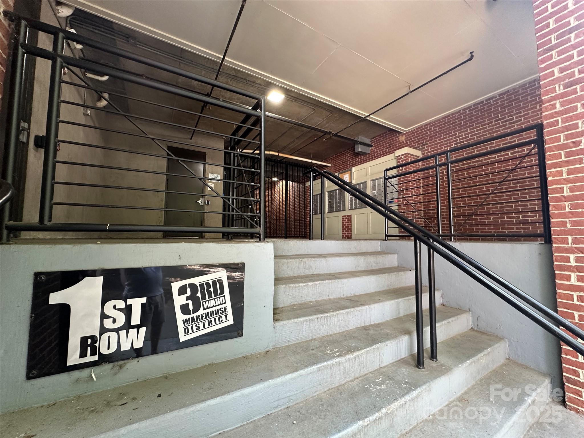 First Row Condominium - Residential