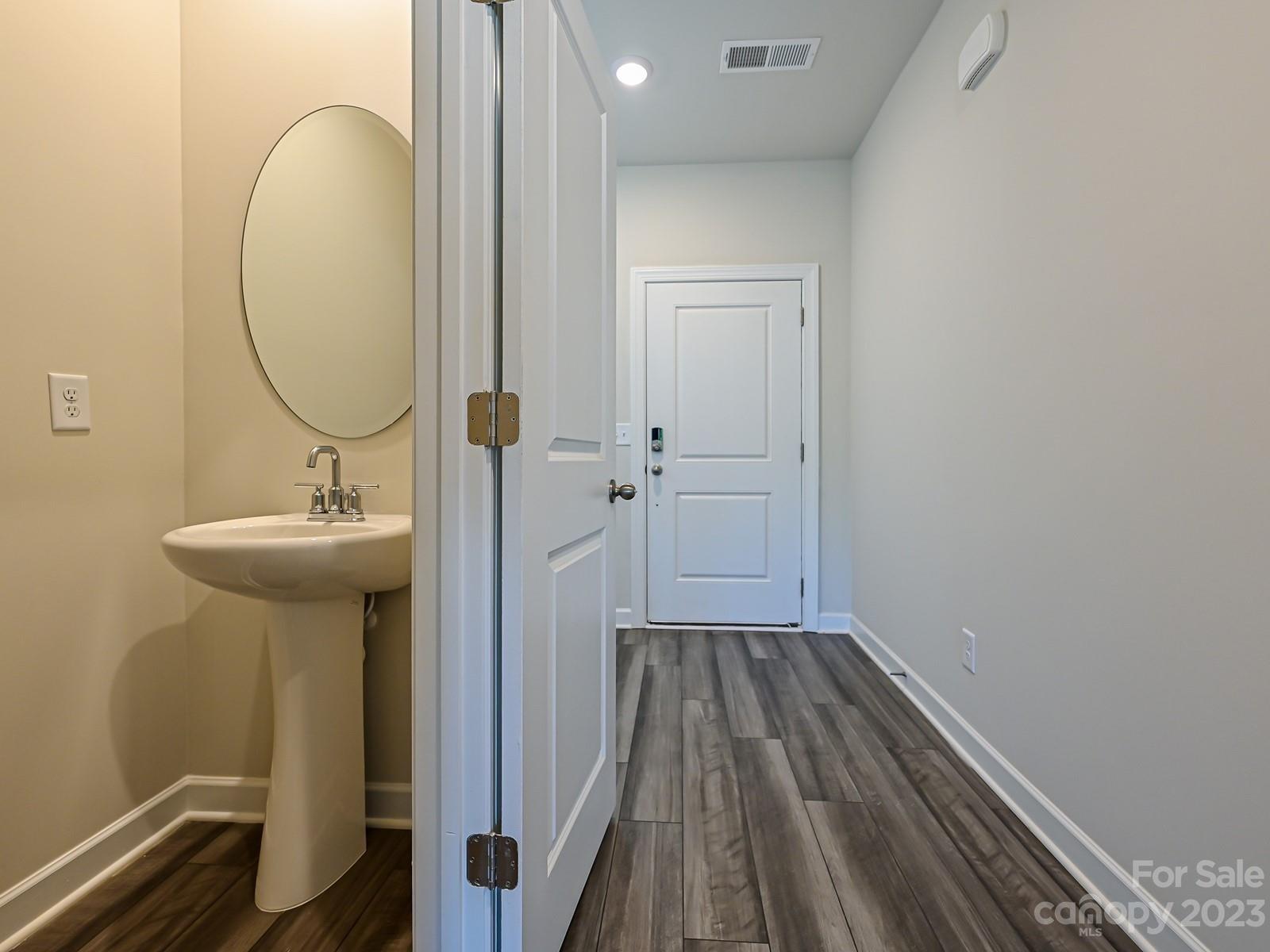 Georgetown Crossing - Residential