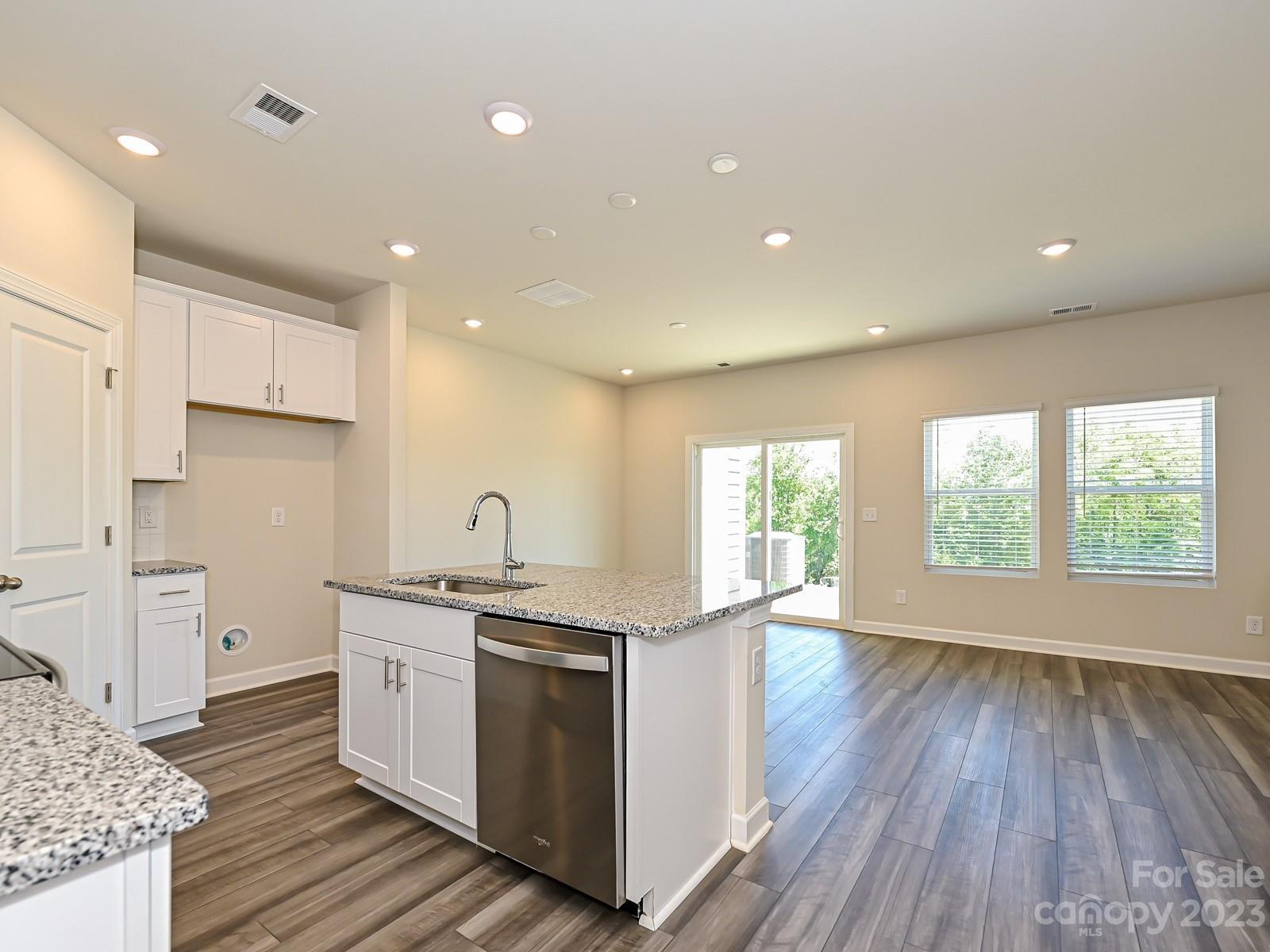 Georgetown Crossing - Residential