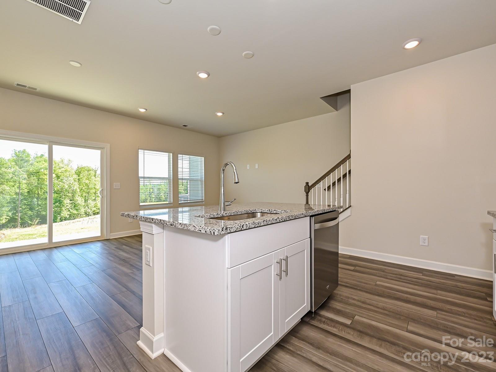 Georgetown Crossing - Residential