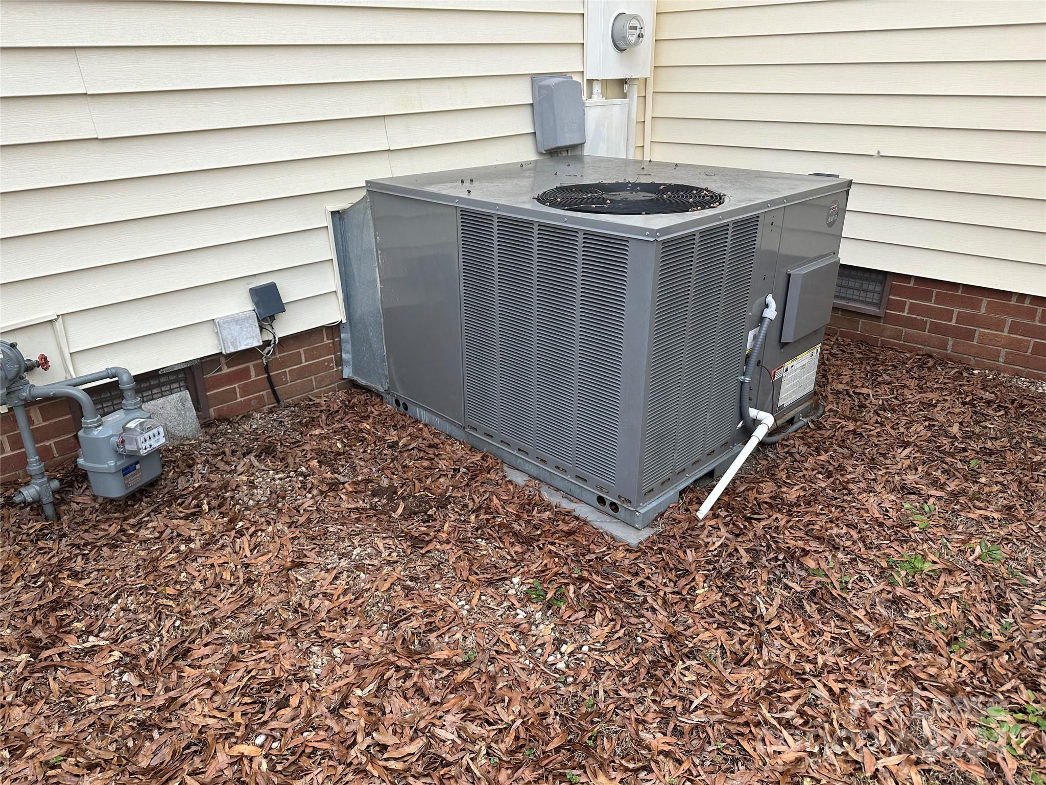 Cherokee Forest - Residential Lease