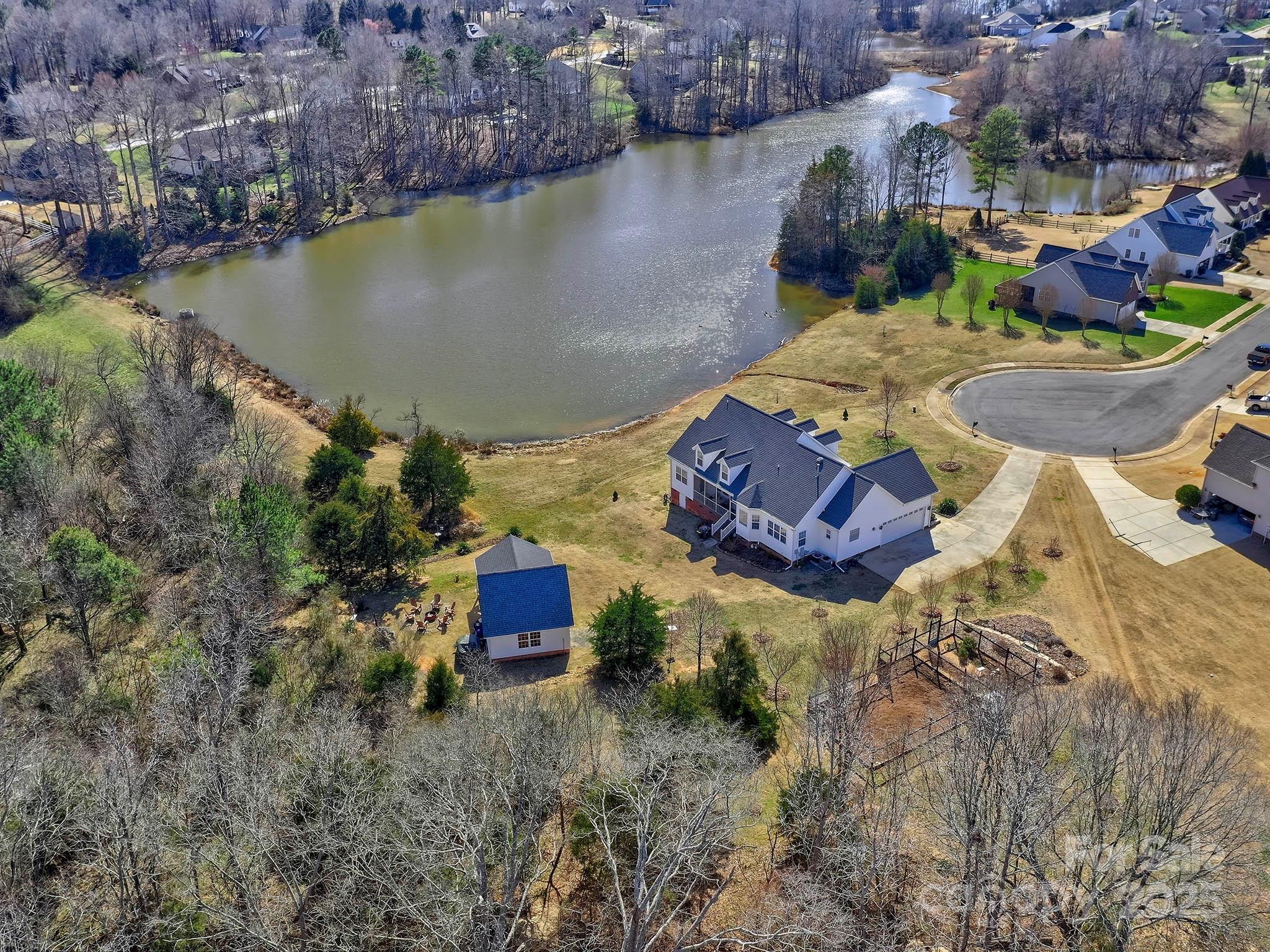 Stoneridge Lakes - Residential