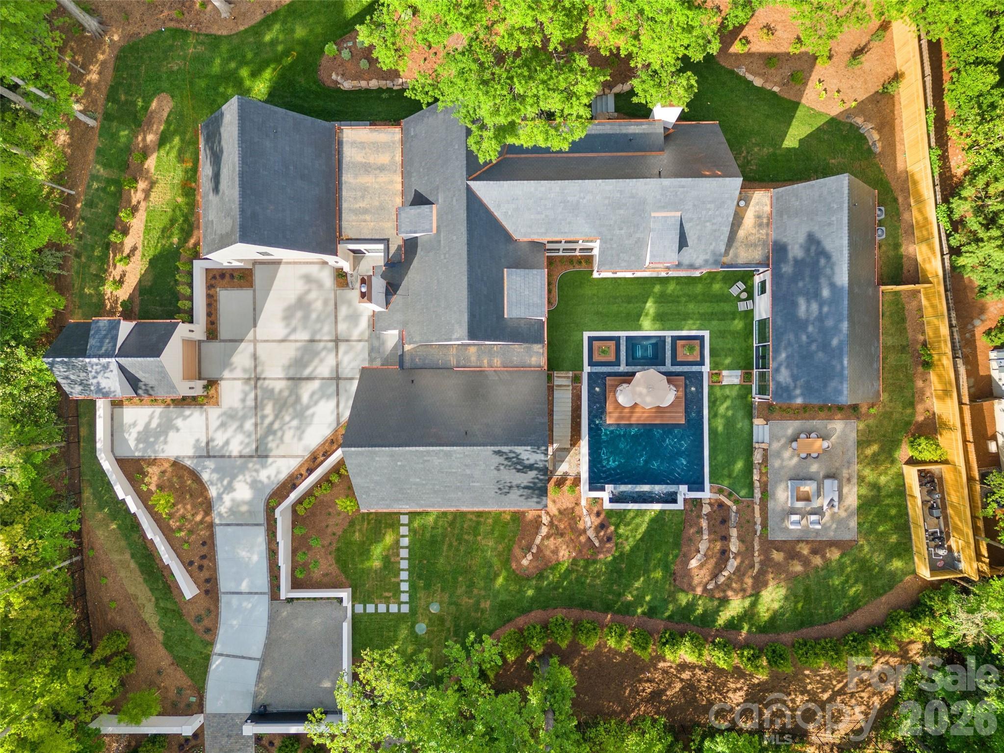4111 Columbine Circle
