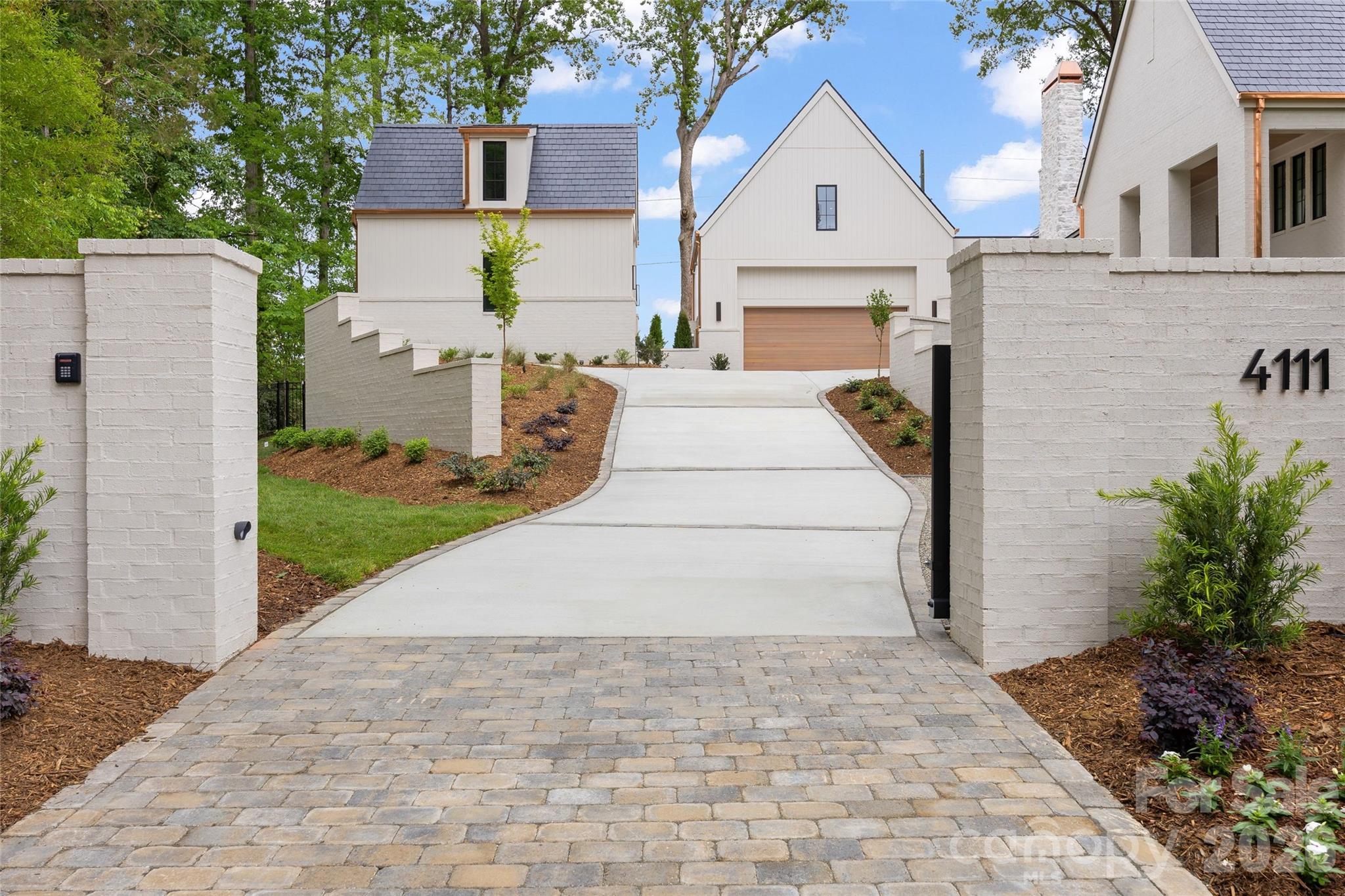 4111 Columbine Circle