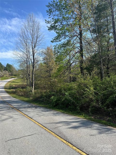 138 FOUNDERS Drive Flat Rock NC 28731