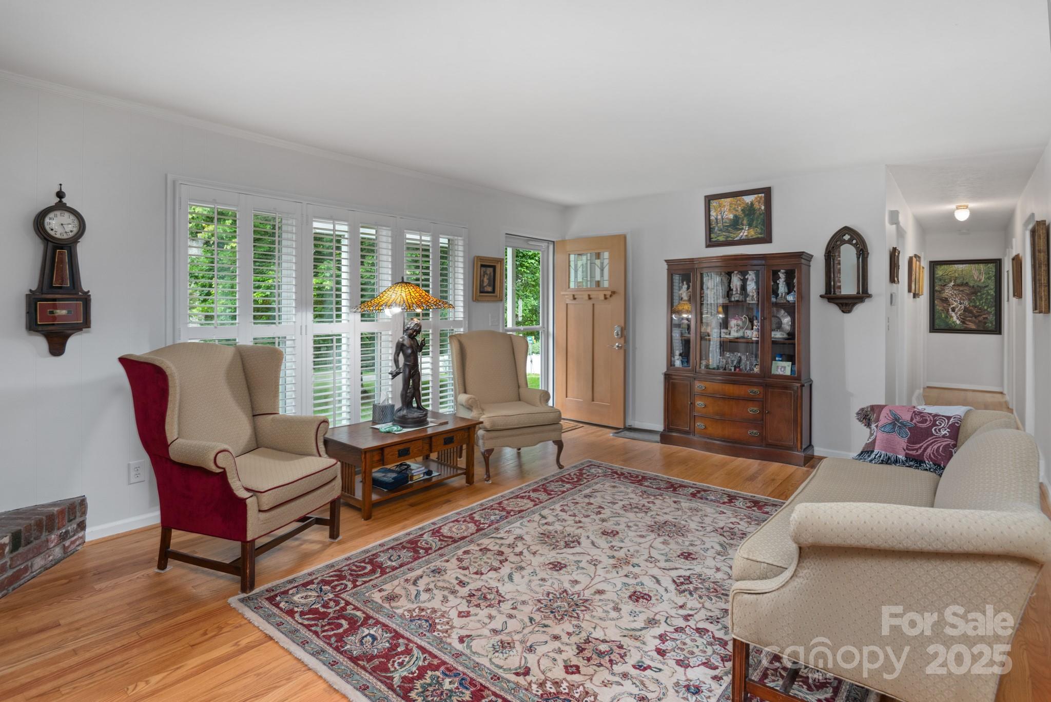 4 Sourwood Lane E