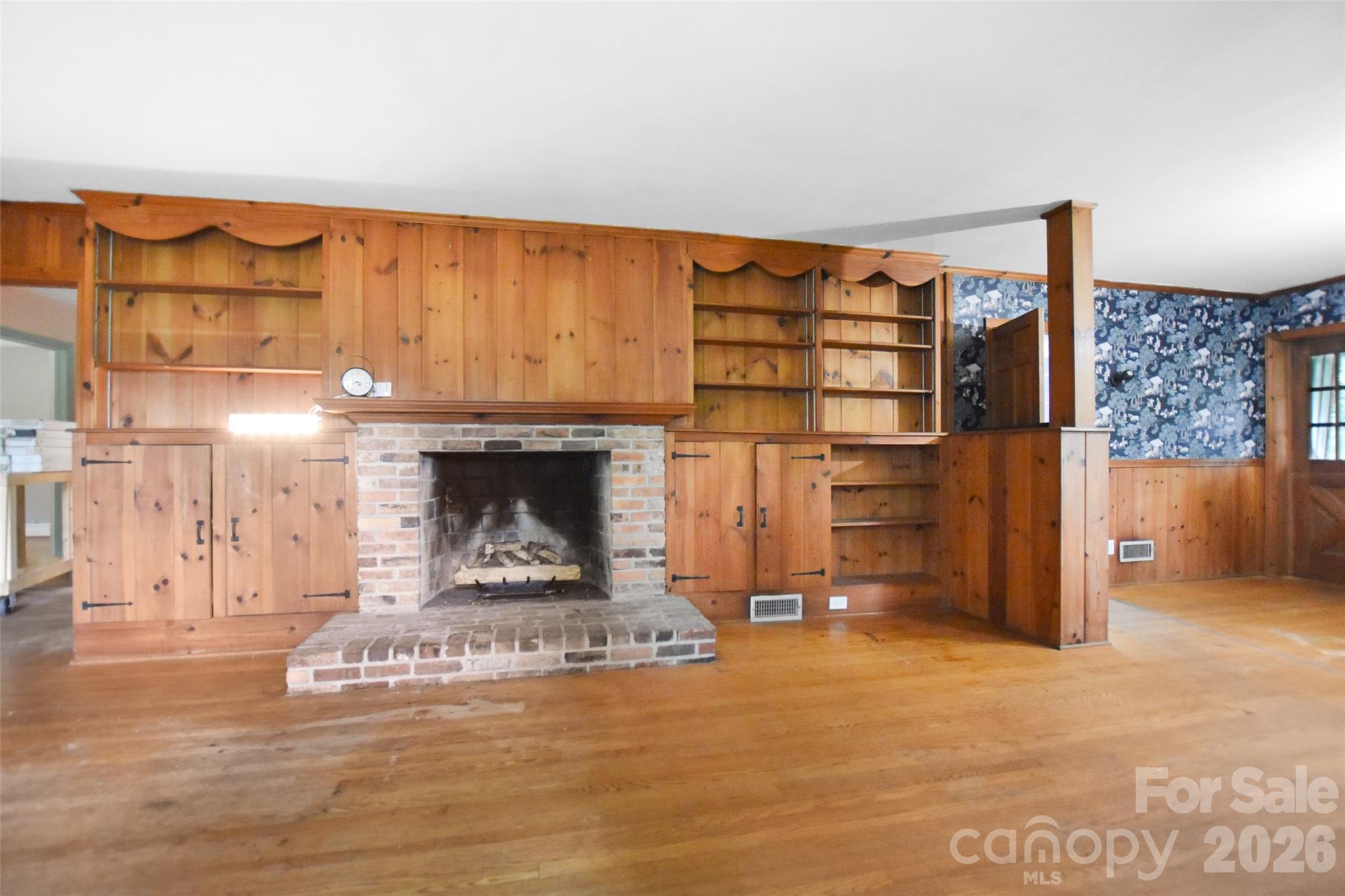 1131 Christopher Circle