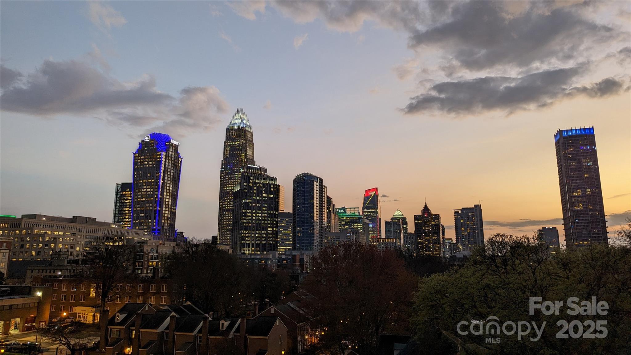 301 W 10th Street W