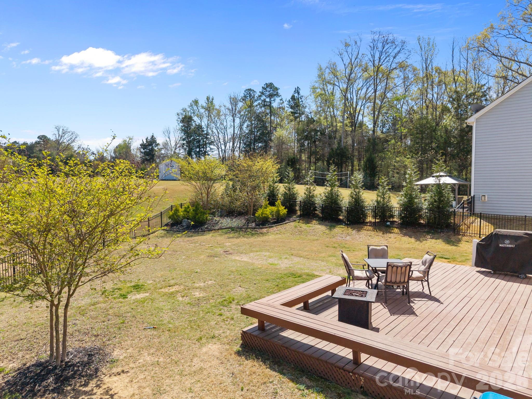 Waterford on the Rocky River - Residential