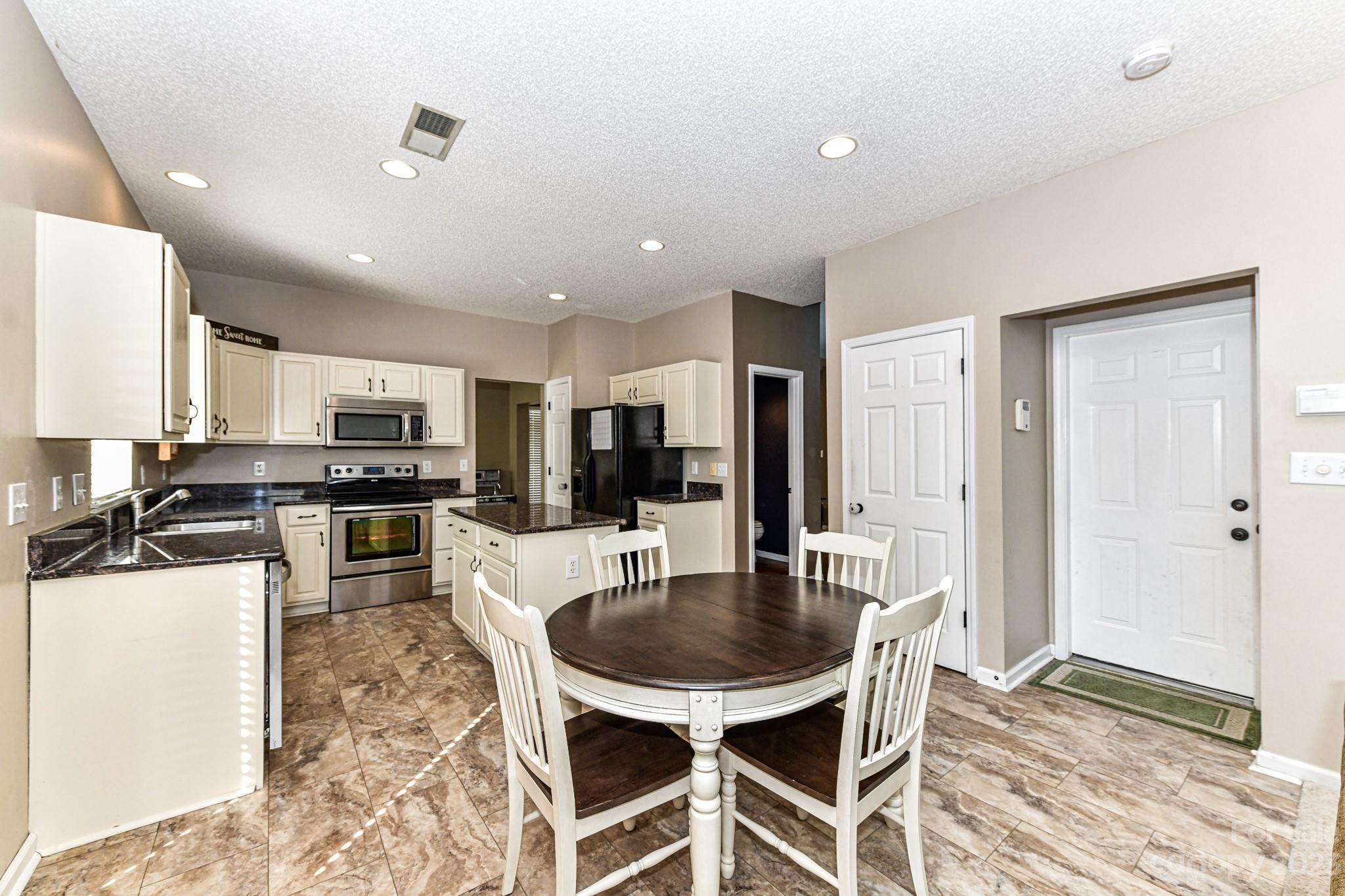 Highland Creek - Residential