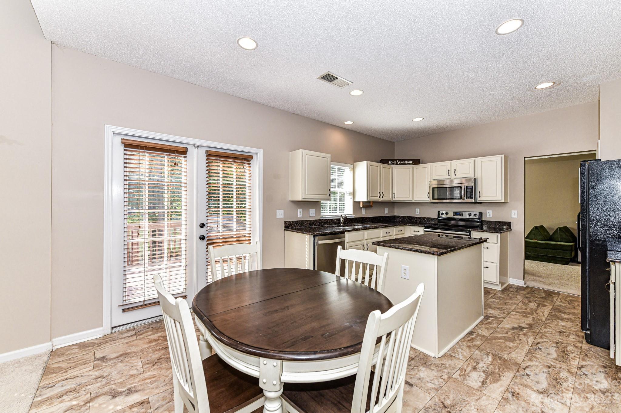 Highland Creek - Residential