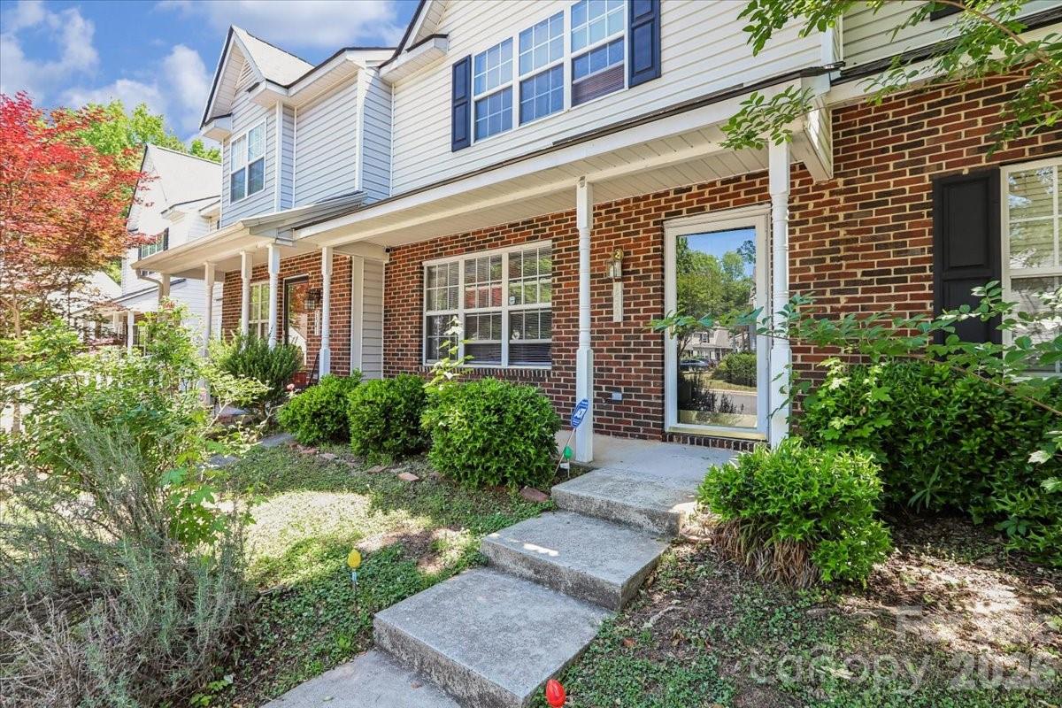 7543 Petrea Lane