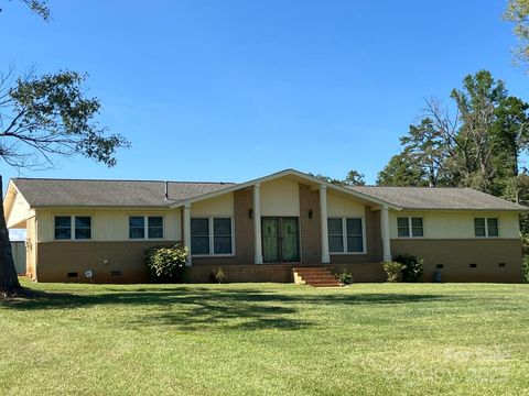 Photo of 299 Weatherstone Drive, Forest City, NC 28043 (MLS # 4314518)