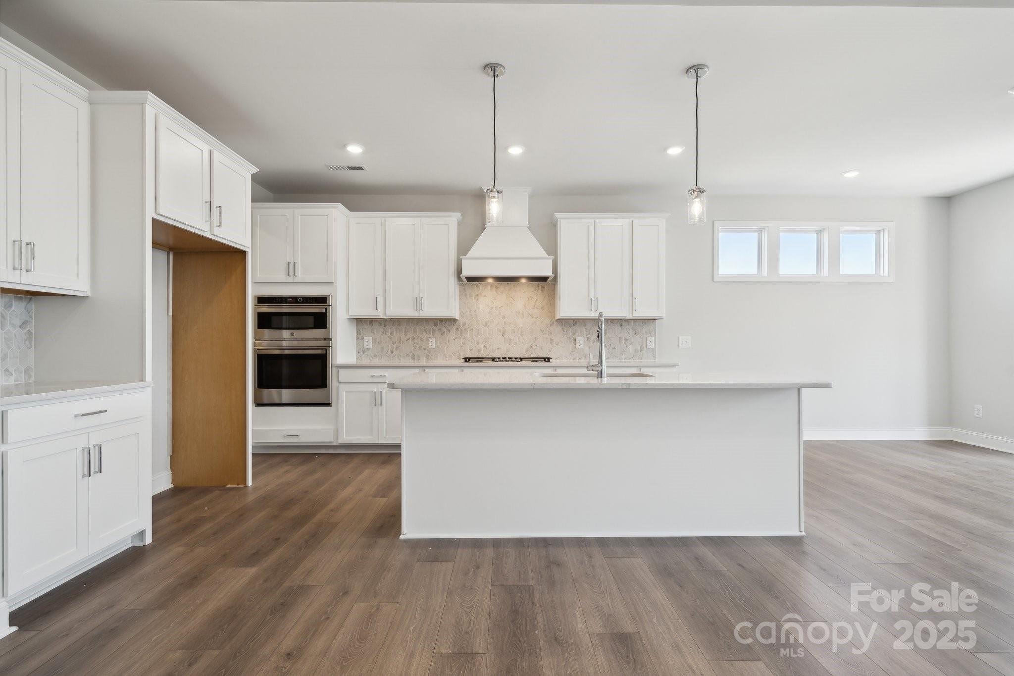 The Estates at Sugar Creek - Residential