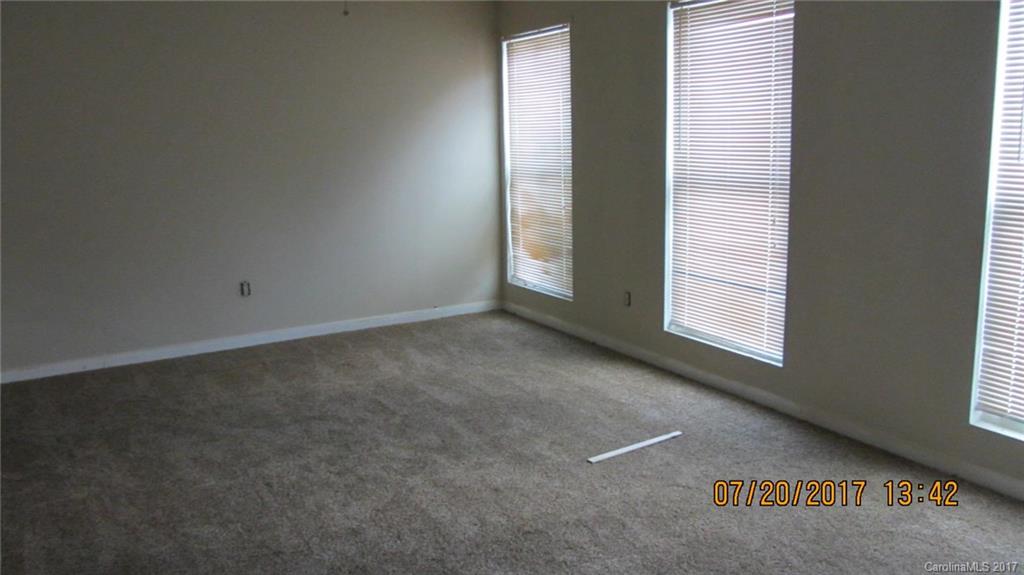 Walden On Carmel - Residential