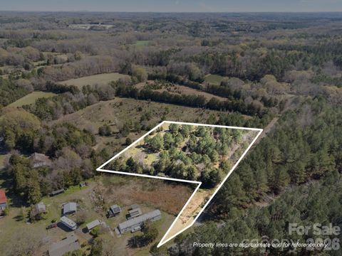 Photo of 2850 Irish Potato Road, Concord, NC 28025 (MLS # 4357395)