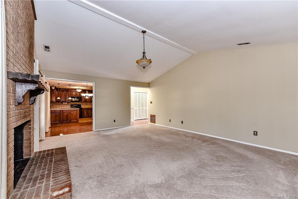 Sardis Forest - Residential