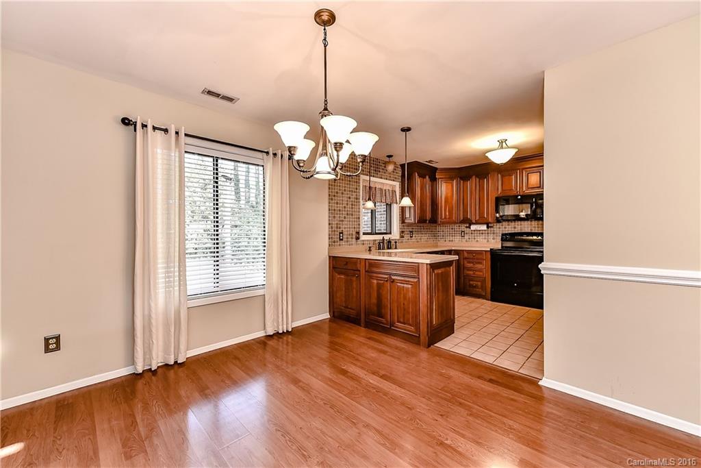 Sardis Forest - Residential