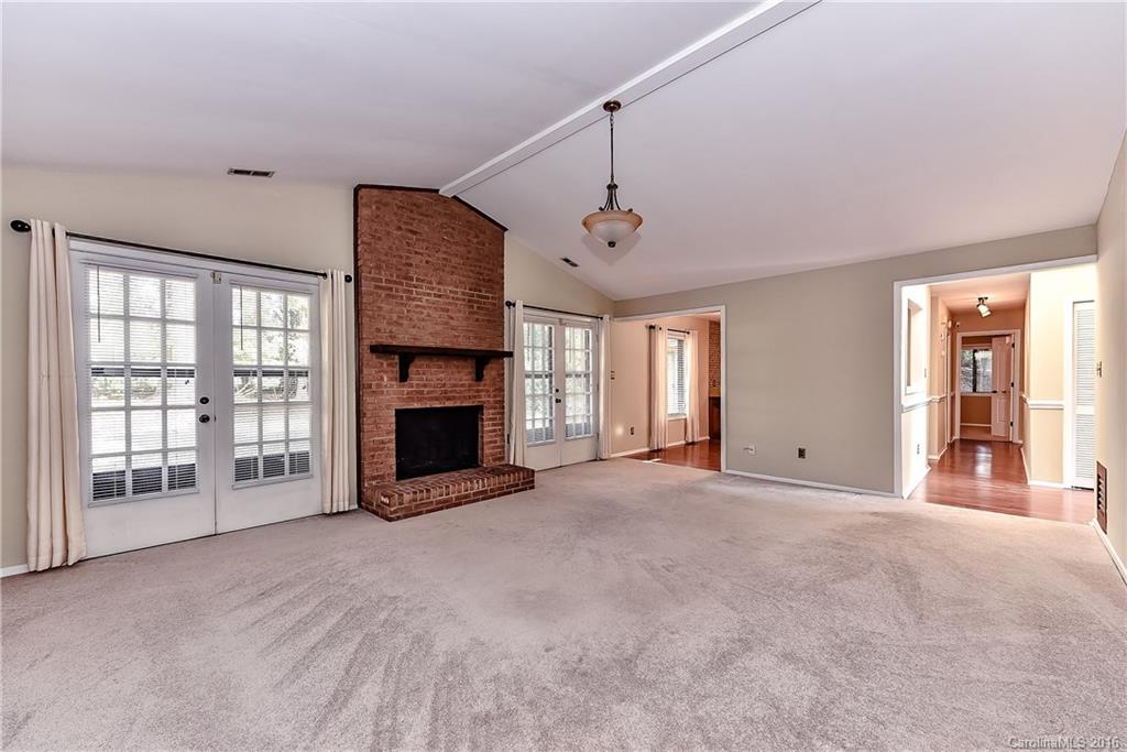 Sardis Forest - Residential