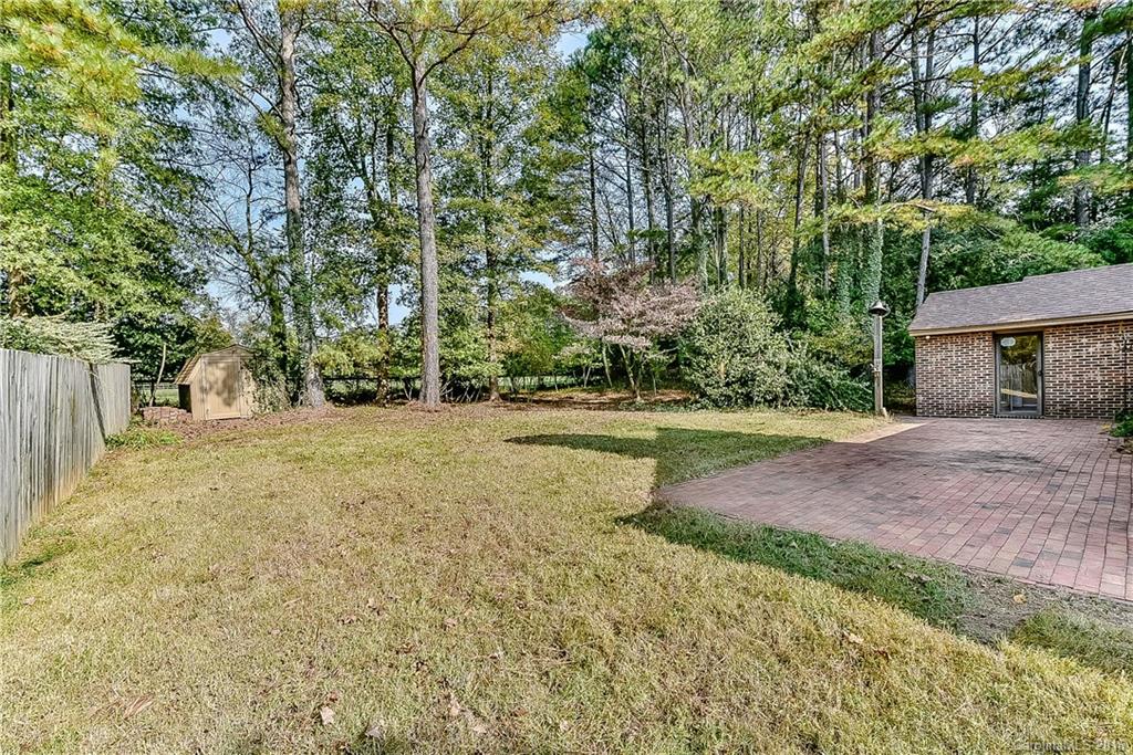 Sardis Forest - Residential