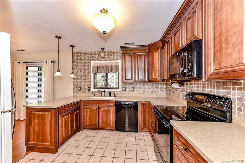 Sardis Forest - Residential