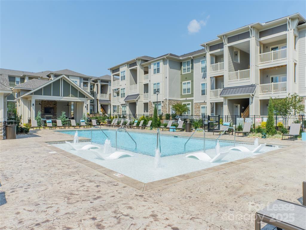 Charlotte, North Carolina 28273, United States, 1 Bedroom Bedrooms, ,1 BathroomBathrooms,Residential,Active,18229