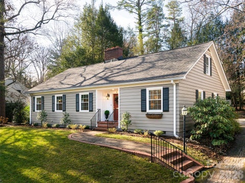 Photo for 5 Buena Vista Road