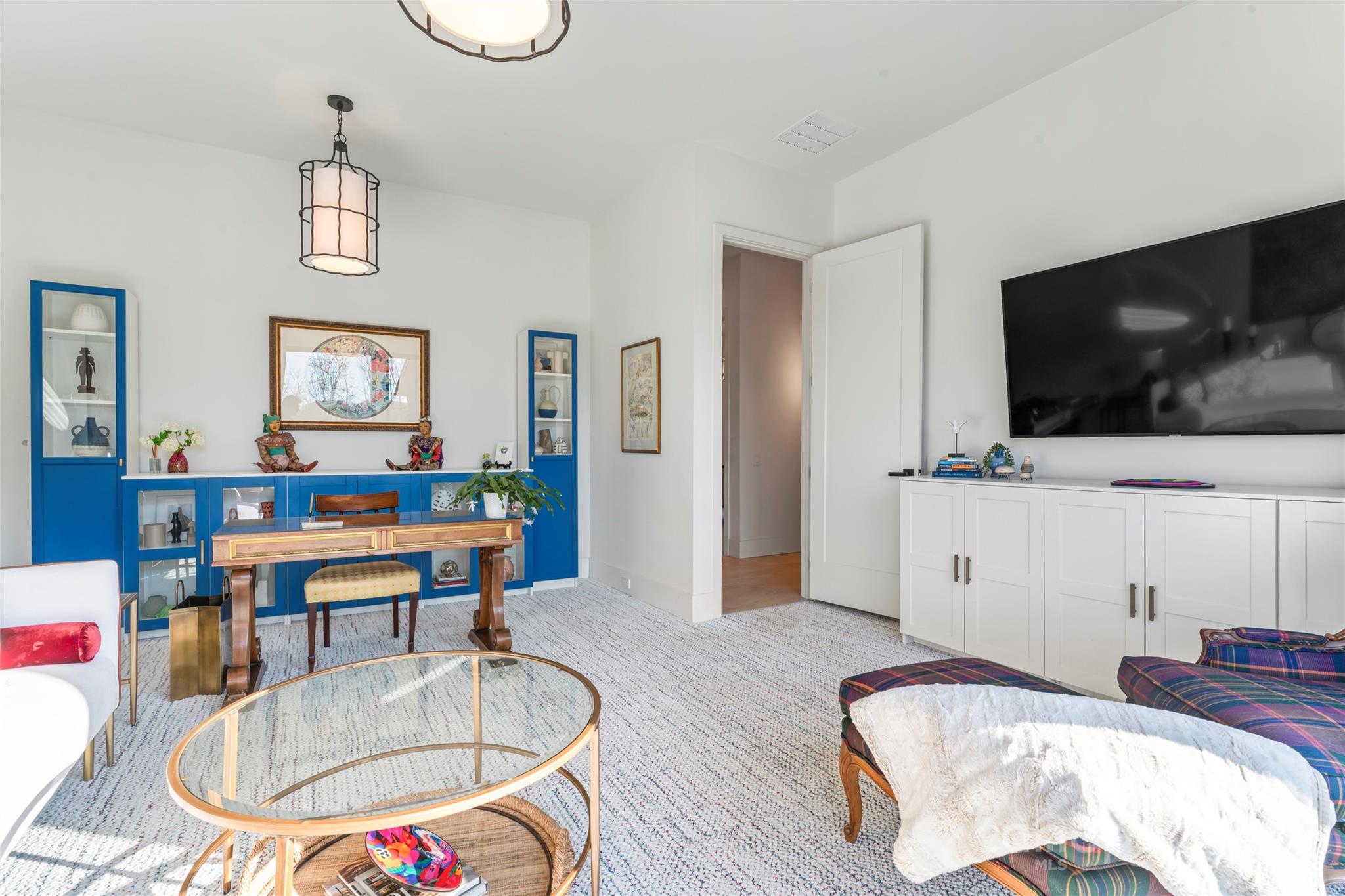 Essex Pointe - Residential