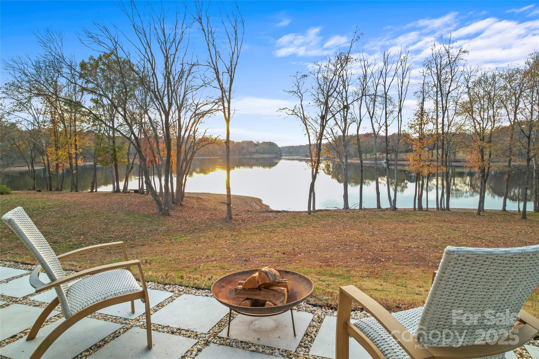 Essex Pointe - Residential