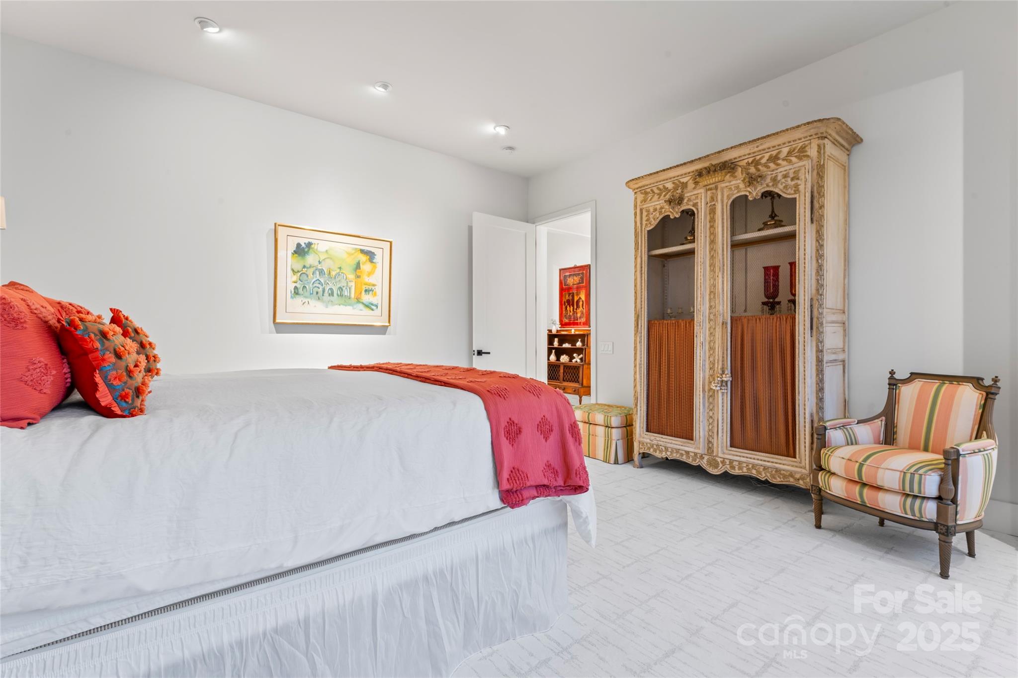 Essex Pointe - Residential