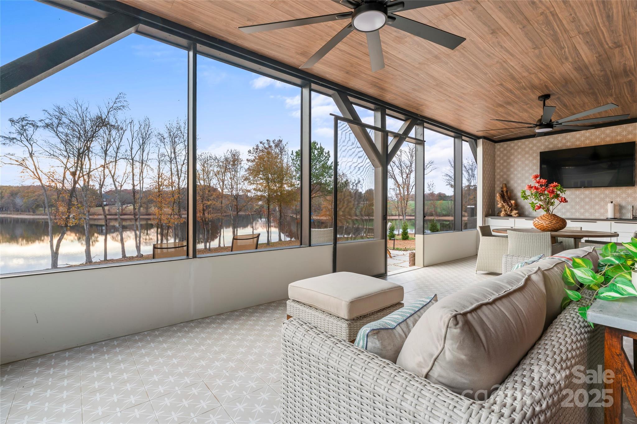 Essex Pointe - Residential