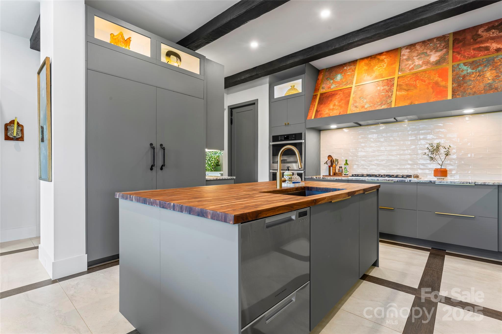 Essex Pointe - Residential