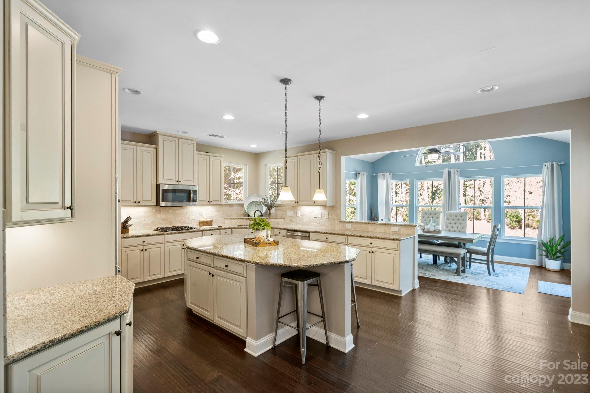 Falls Cove - Residential