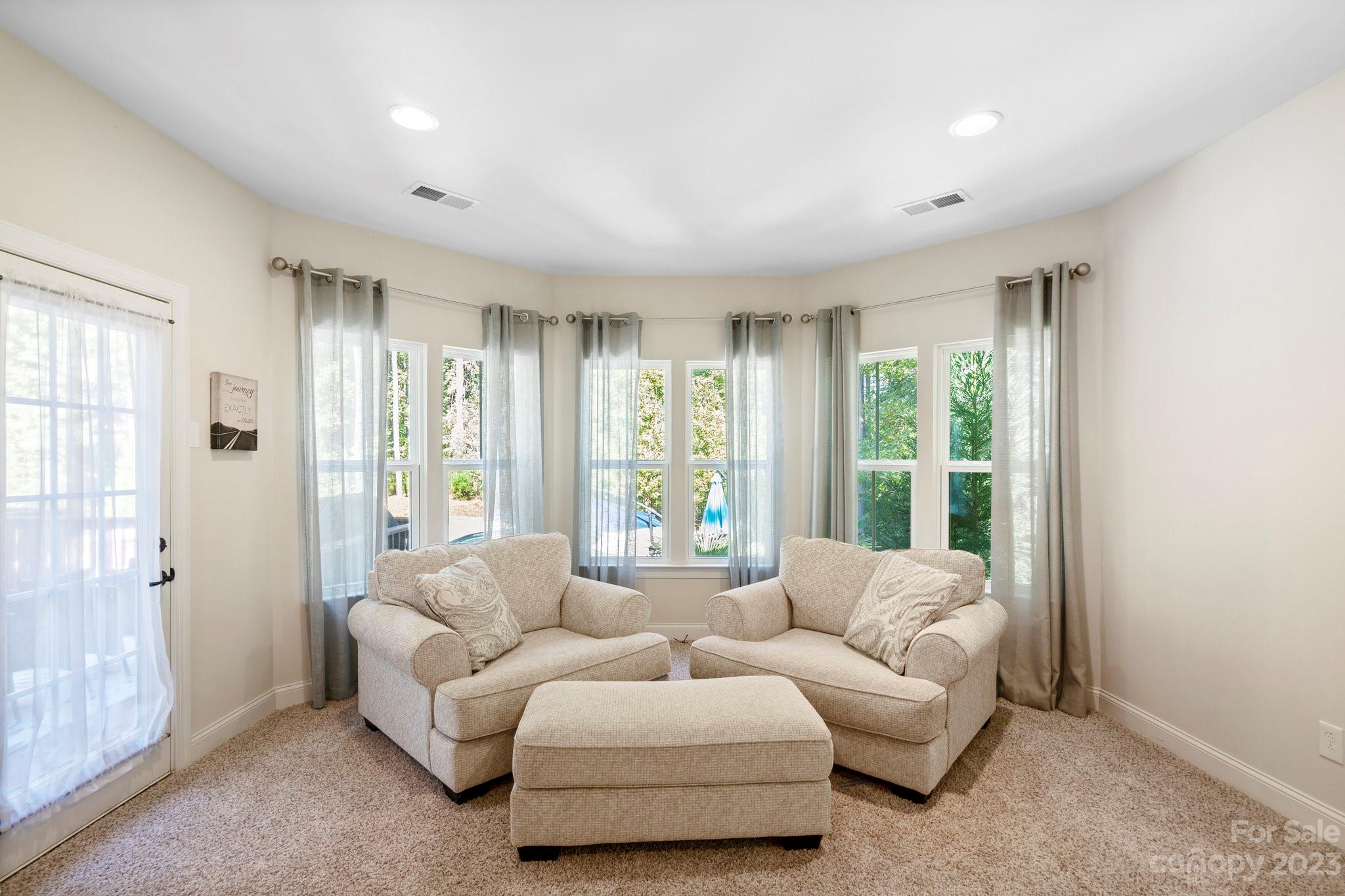 Falls Cove - Residential