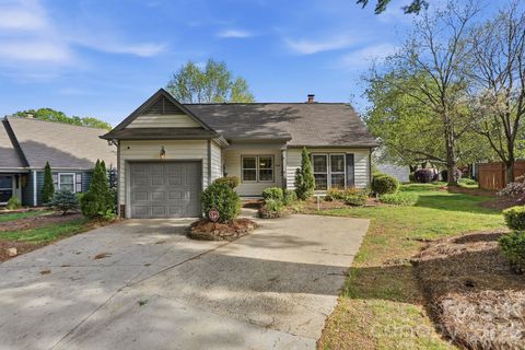 728 Clayfield Court Charlotte NC 28209