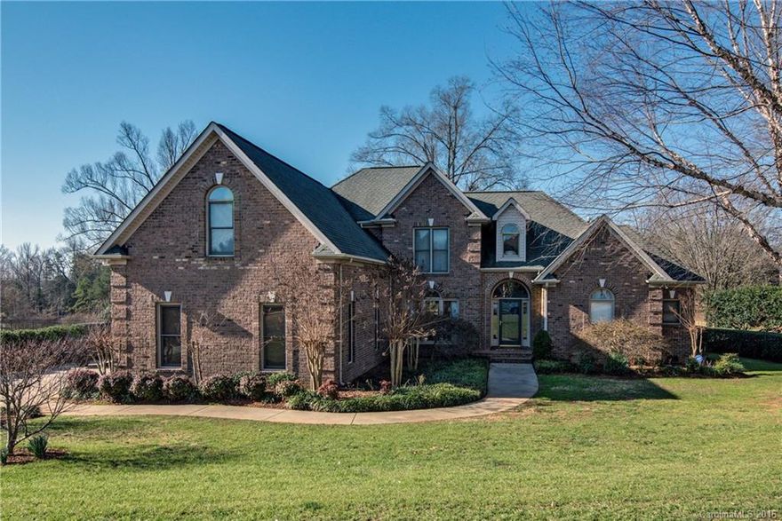 Custom built, light filled home w/stunning views of stone terrace, in-ground pool & lovely lawn. Large GR w/FP & built-ins. Gourmet kitchen w/granite, island, walk-in pantry, & lots of prep space. Master Suite has access to terrace, huge closet, soaking tub, and dual vanities. Laundry w/cabinets, sink & window. Spacious secondary BR's, Jack-Jill bath, bonus w/FP & gas logs would make great media room. 3 car garage/work shop.Low York taxes. Highly rated Ft. Mill schools.Close to Charlotte & I-77